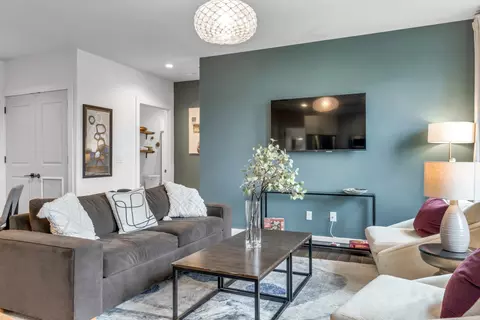 612 21st Ave N #313, Nashville, TN 37203