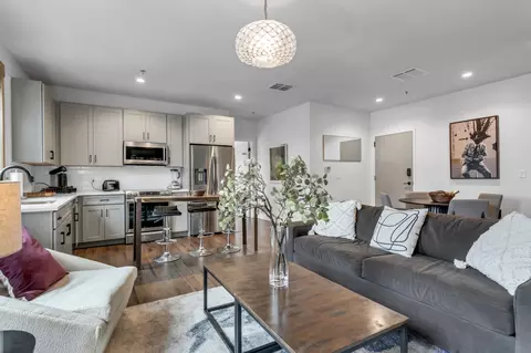 612 21st Ave N #313, Nashville, TN 37203