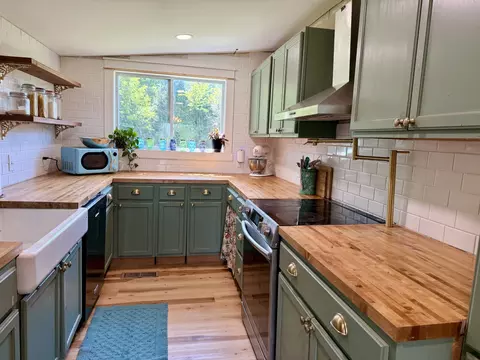 Kitchen - 374 State Line Rd, Loretto, TN 38469 photo 1 of 5