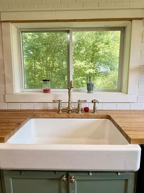 Kitchen - 374 State Line Rd, Loretto, TN 38469 photo 3 of 5
