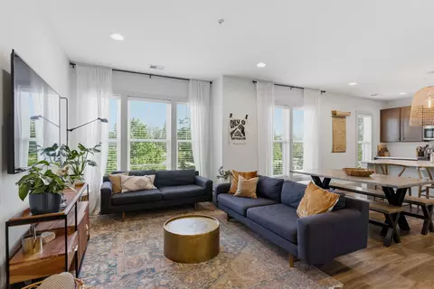 4303 Gallatin Pike #202, Nashville, TN 37216