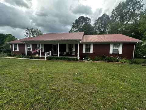 Exterior - 91 Lambs Ferry Rd, Loretto, TN 38469 photo 4 of 17