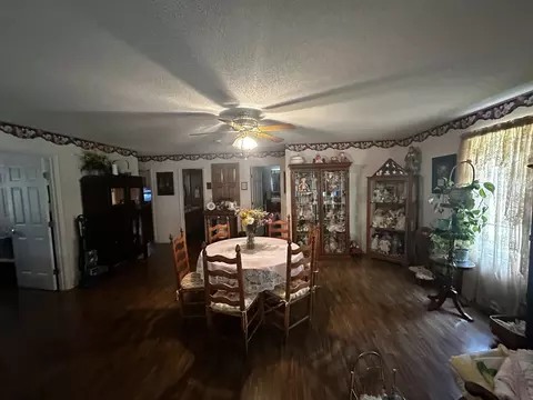Dining - 91 Lambs Ferry Rd, Loretto, TN 38469 photo 1 of 2