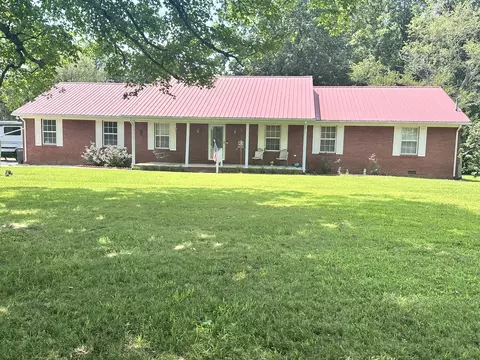 Exterior - 91 Lambs Ferry Rd, Loretto, TN 38469 photo 1 of 13