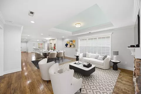 Living - 124 Fieldstone Cmns, Rock Spring, GA 30739 photo 5 of 7