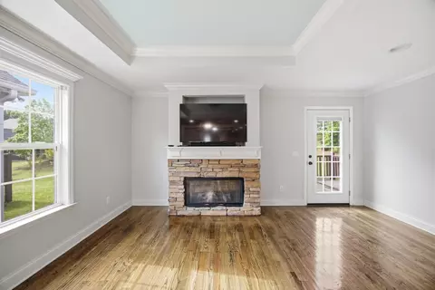 Living - 124 Fieldstone Cmns, Rock Spring, GA 30739 photo 1 of 7
