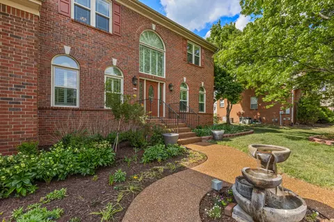 318 Logans Cir, Franklin, TN 37067