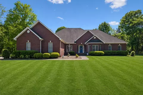 3301 Shacklett Rd, Murfreesboro, TN 37129