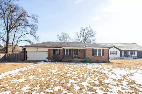 3888 Appling Rd, Memphis, TN 38135 photo 2