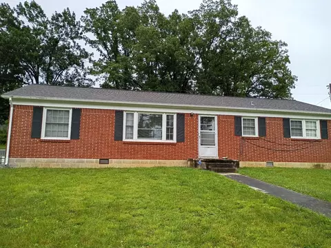 1305 Maddux Ave, Cookeville, TN 38501