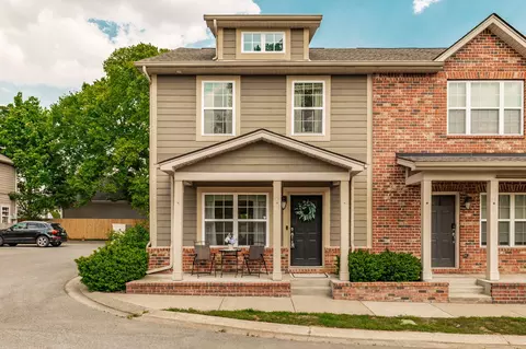 95 Plumlee Dr #5, Hendersonville, TN 37075