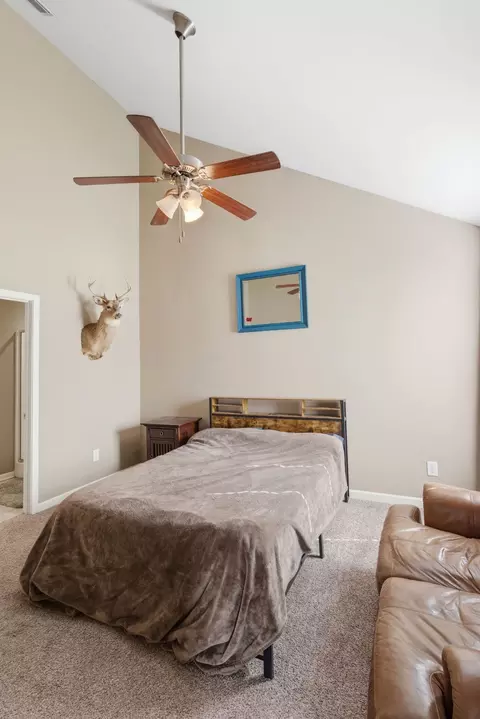 Bedroom - 4020 Commons Dr, Spring Hill, TN 37174 photo 3 of 10