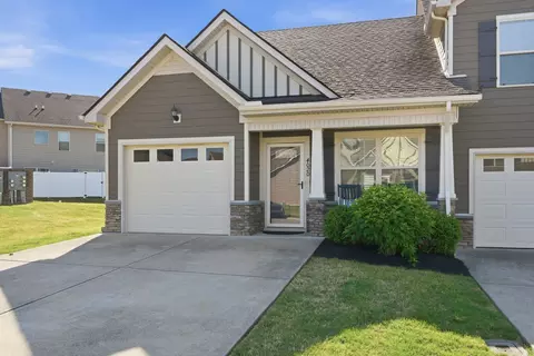 4020 Commons Dr, Spring Hill, TN 37174