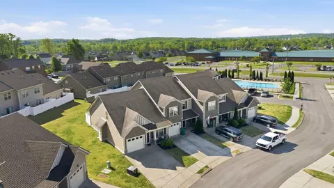 View/Area - 4020 Commons Dr, Spring Hill, TN 37174 photo 2 of 12