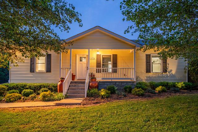 4751 Thick Rd, Chapel Hill, TN 37034