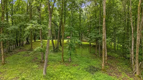 Exterior - 802 Evans Rd, Winchester, TN 37398 photo 4 of 6