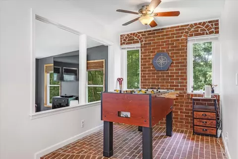Entry Way - 802 Evans Rd, Winchester, TN 37398 photo 3 of 5