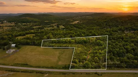 1 Murfreesboro Rd, Readyville, TN 37149