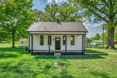 5912 Old Church Rd, Springfield, TN 37172