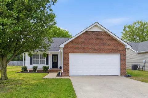 1118 Melvin Dr, Murfreesboro, TN 37128