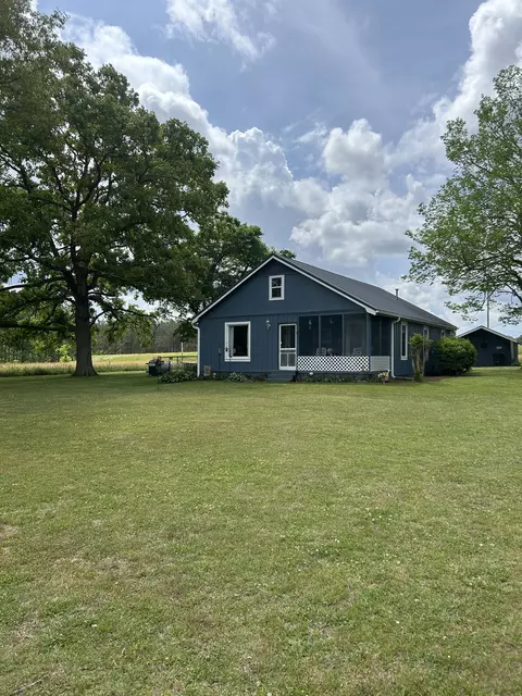3655 Waynesboro Hwy, Lawrenceburg, TN 38464