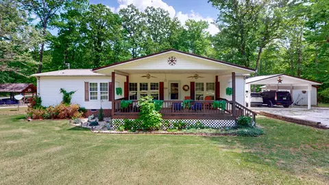 250 Brazzell Rd, Dickson, TN 37055