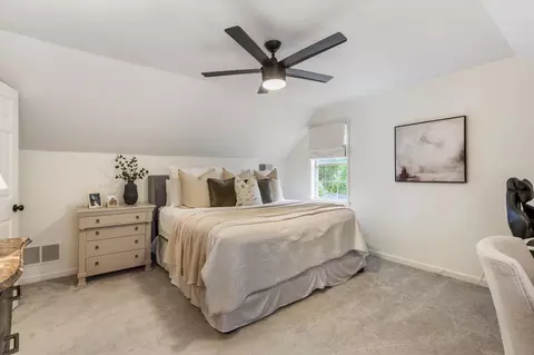 Bedroom - 126 E Graycrest Ave, Collierville, TN 38017 photo 5 of 7