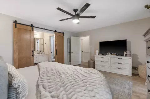Bedroom - 126 E Graycrest Ave, Collierville, TN 38017 photo 3 of 7