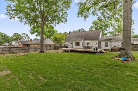 Exterior - 126 E Graycrest Ave, Collierville, TN 38017 photo 7 of 7