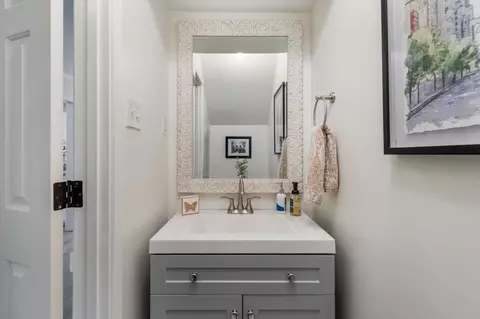 Bath - 126 E Graycrest Ave, Collierville, TN 38017 photo 3 of 3