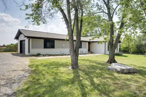 1071 Connie Dr, Gallatin, TN 37066