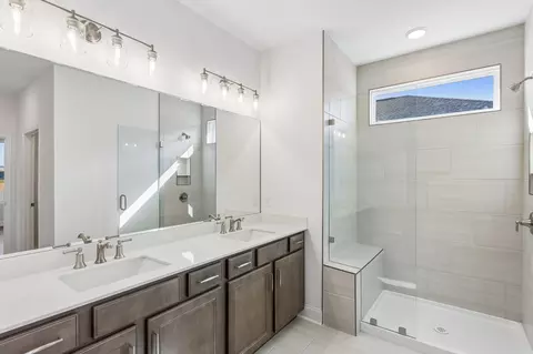 Bath - 430 Sharp Way, Murfreesboro, TN 37128 photo 1 of 3