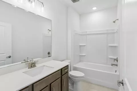 Bath - 430 Sharp Way, Murfreesboro, TN 37128 photo 3 of 3