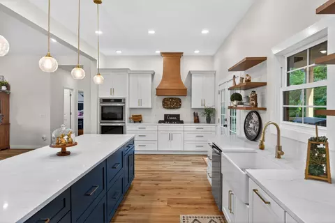 Kitchen - 1288 Hills Trace Rd, Morrison, TN 37357 photo 6 of 8