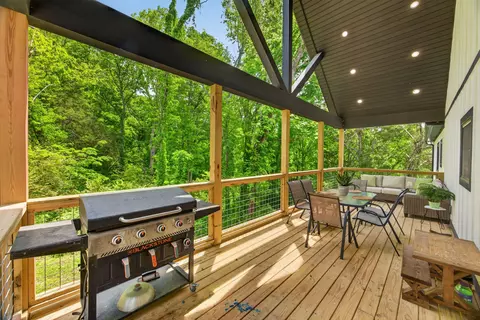 Exterior - 1288 Hills Trace Rd, Morrison, TN 37357 photo 5 of 14