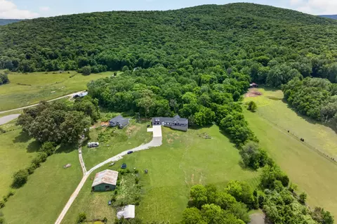 View/Area - 1288 Hills Trace Rd, Morrison, TN 37357 photo 2 of 5