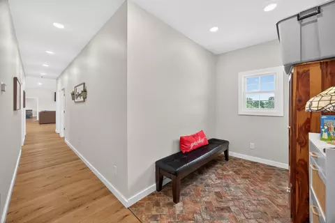 Entry Way - 1288 Hills Trace Rd, Morrison, TN 37357 photo 3 of 3