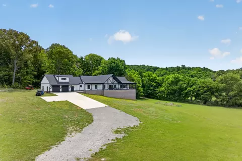 Exterior - 1288 Hills Trace Rd, Morrison, TN 37357 photo 8 of 14
