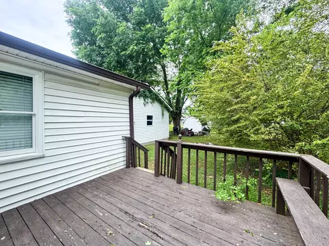 Exterior - 828 E Castle St, Murfreesboro, TN 37130 photo 8 of 15