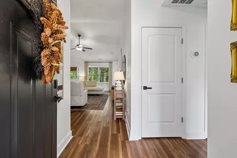 Entry Way - 745 Cedar Ln, Springfield, TN 37172 photo 1 of 2