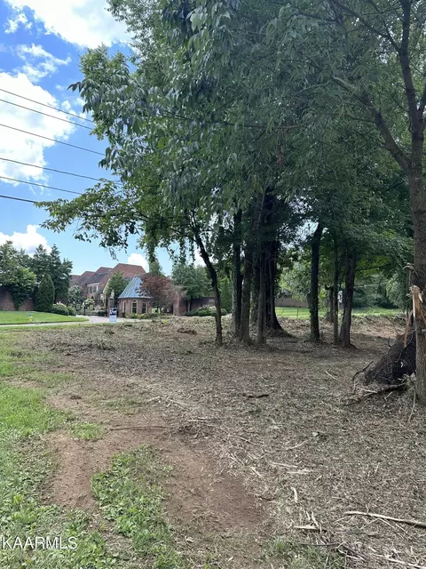 0 SW Lot 10 Kingston Ct, Knoxville, TN 37919