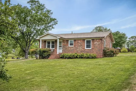 541 Cooper St, Smithville, TN 37166