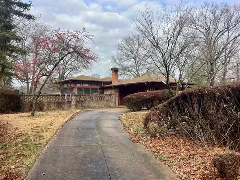 3153 Kirkcaldy Rd, Memphis, TN 38128