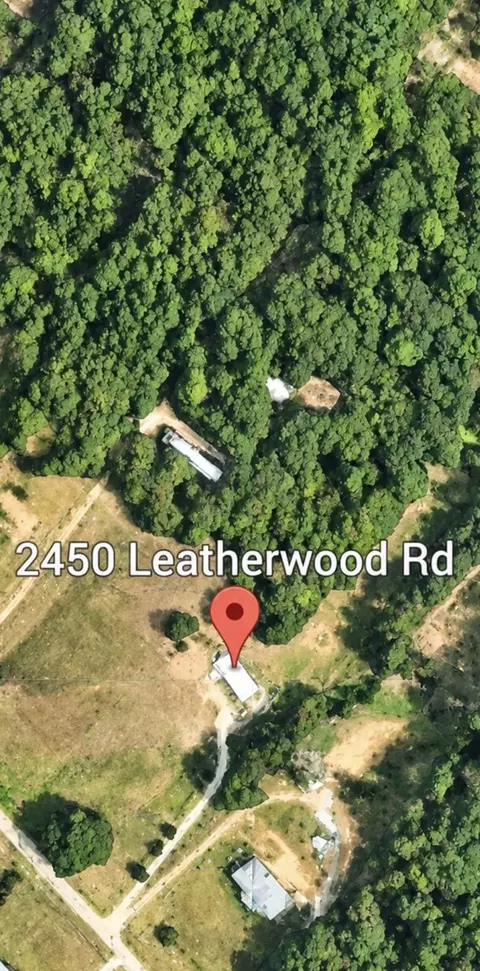 2450 W Leatherwood Rd, Cumberland Furnace, TN 37051