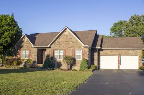 300 Sycamore Ln, Mckenzie, TN 38201