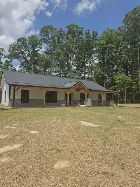1327 Hop Smith Rd, Cumberland Furnace, TN 37051