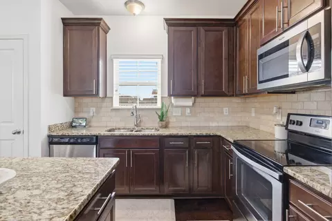 Kitchen - 103 Padstone Pvt Ln, Spring Hill, TN 37174 photo 4 of 4