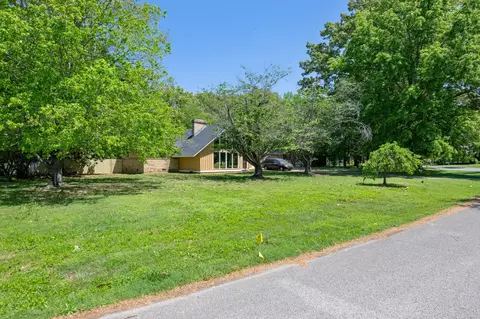 Exterior - 171 Maple Ln, Dresden, TN 38225 photo 12 of 12