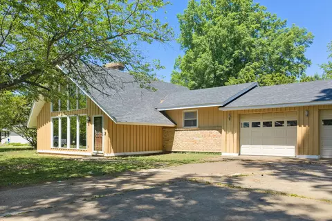 Exterior - 171 Maple Ln, Dresden, TN 38225 photo 2 of 12