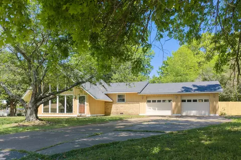 171 Maple Ln, Dresden, TN 38225